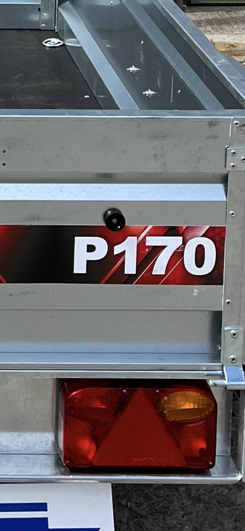 TRIGANO P170 Туристическо, самосвално ремарке 